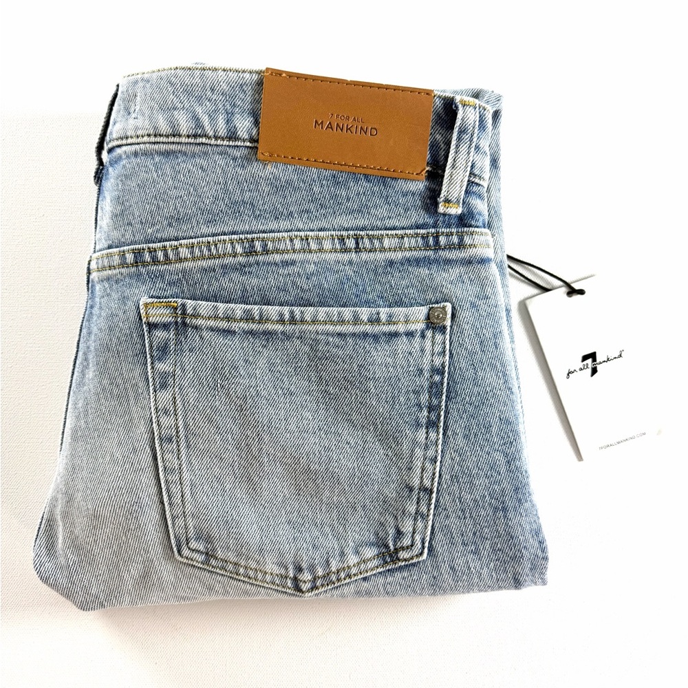 7 For All Mankind Logan Stovepipe high-rise, straight-leg jeans crystal Size 30 - Picture 8 of 11